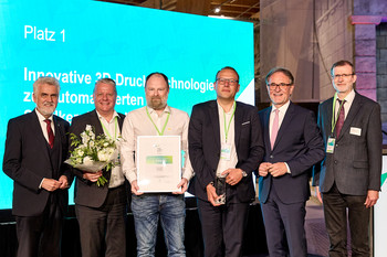 Kategorie „Innovativste Produkte, Dienstleistungen & Geschäftsmodelle“, Platz 1: Innovative 3D-Druck-Technologie zur automatisierten Sandkernherstellung für die Gießereiindustrie; Laempe Mössner Sinto GmbH
