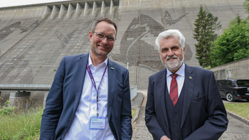 vor der Staumauer der Rappbodetalsperre