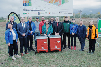 Minister Willingmann bei erstem Spatenstich für neues Umwelt-Bildungszentrum am Concordia See
