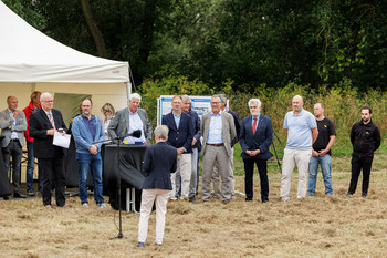 Feierlichkeit anlässlich des ersten Spatenstichs  für Einlaufbauwerk des Flutpolders Rösa