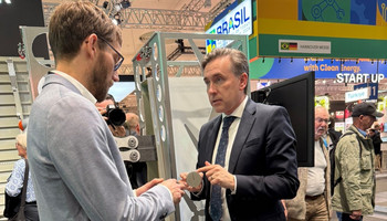 Staatssekretär Wünsch besucht Forschende aus Sachsen-Anhalt auf Hannover Messe