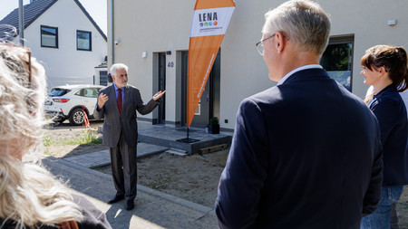 Grüne Hausnummer