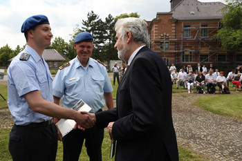 stv. Ministerpräsident Willingmann würdigt Nachwuchskräfte im Sanitätsdienst der Bundeswehr