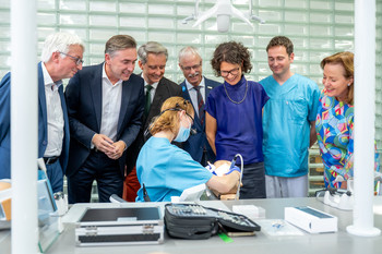 Studentin bei der Arbeit