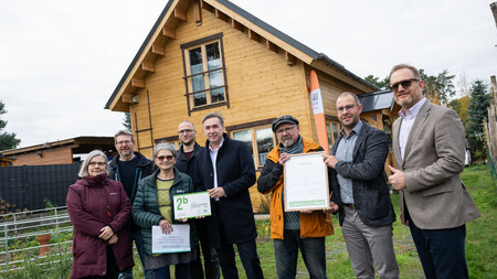 Familie Radke hat ihr Wohngebäude überwiegend mit nachwachsenden Baustoffen – vorrangig Holz - errichtet.