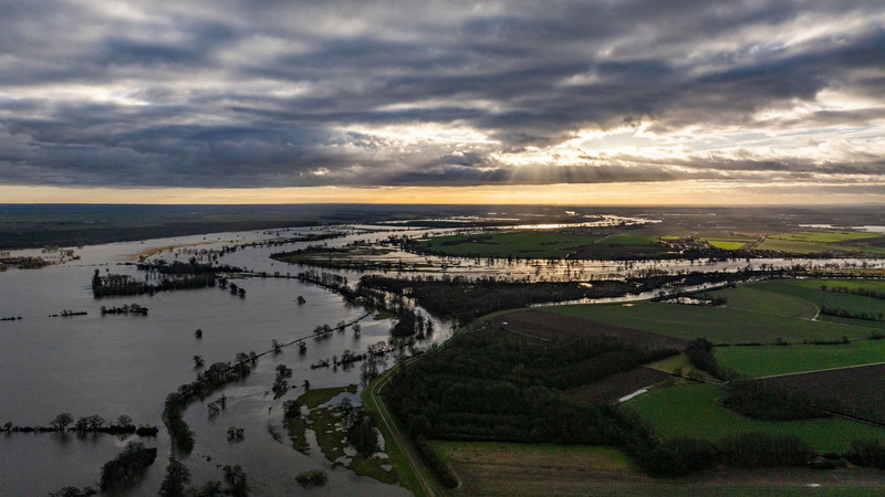 Elbehochwasser im Winter 2023/2024