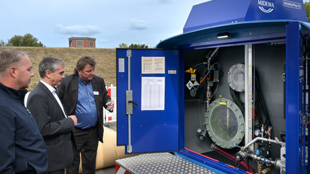 25 Jahre Umweltallianz: Staatssekretär Eichner besucht Wasserversorger MIDEWA