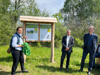 Schautafel zum neuen Rundwanderweg