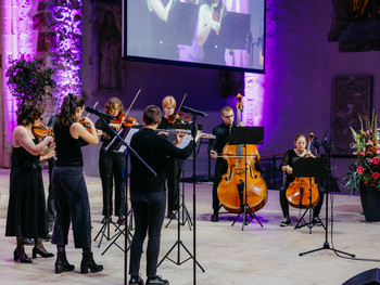 musikalische Begleitung durch ein Streichquartett