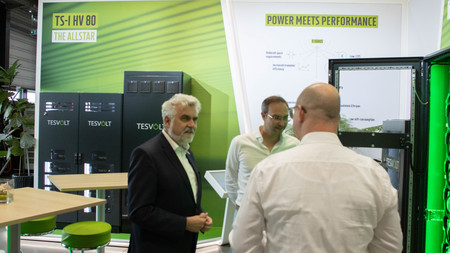 Energieminister Willingmann bei Tesvolt in Wittenberg