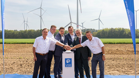 Willingmann nimmt Repowering-Windpark Elster in Betrieb