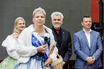 Umweltminister Willingmann bei Eröffnung des ersten Biosphärenfests im Südharz