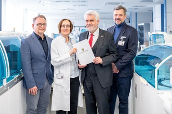 PD Dr. Matthias Janda, Dr. Beatrice Ludwig-Kraus, Wissenschaftsminister Prof. Dr. Armin Willingmann, Alexander Beblacz